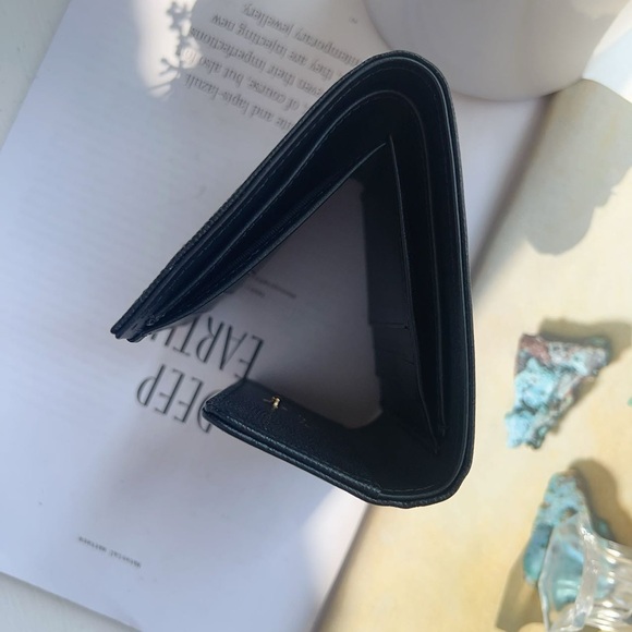 Chanel Boy Trifold Compact Wallet in Black Caviar - Picture 4 of 4